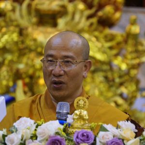 “Demon monk” Thich Truc Thai Minh turns grass it into “hair relic” to deceive people!